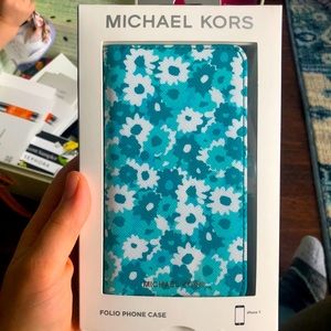 Michael Kors iPhone X Folio Wallet Case